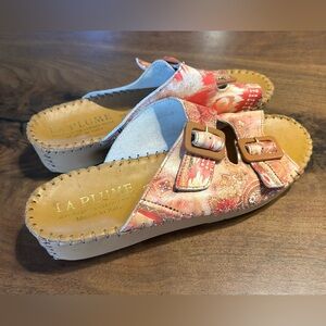 La Plume Jen Italian Leather Comfort Wedge Sandals